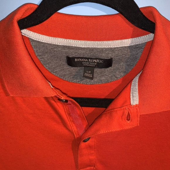 Banana Republic Orange Polo - Picture 2 of 3